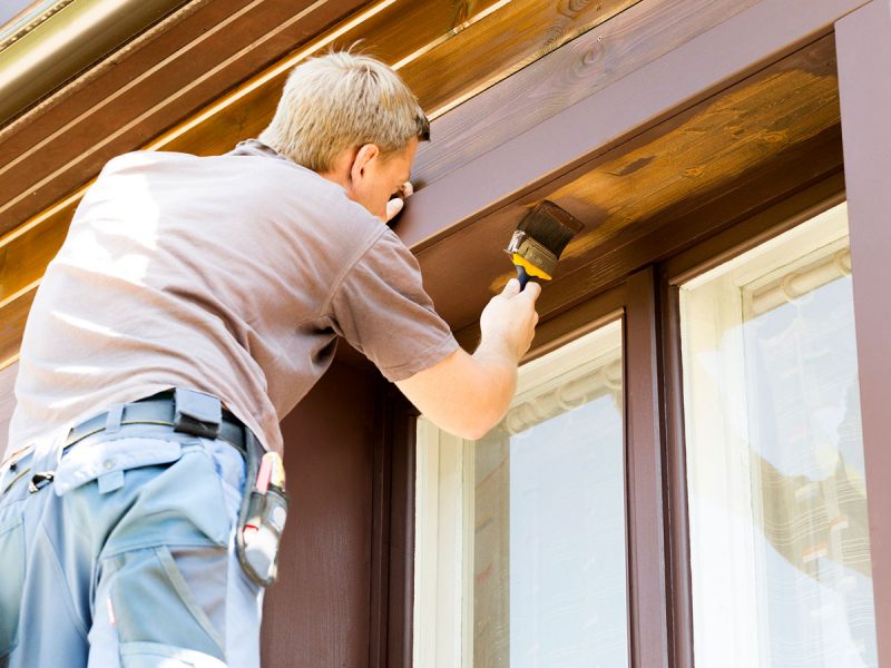 Fensterpflege und Wartung von Holzfenstern